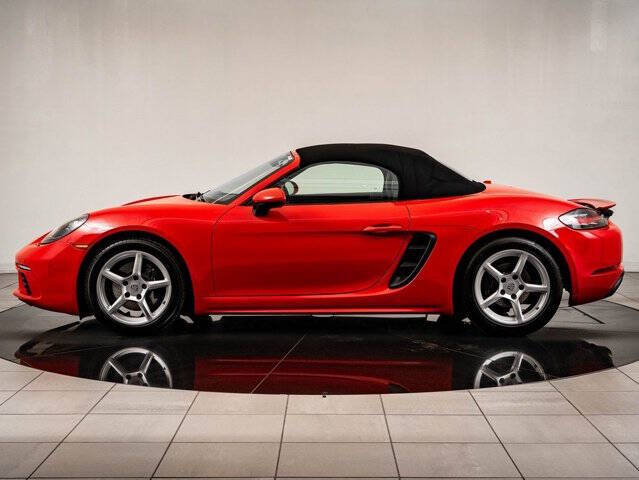 2021 Porsche 718 Boxster