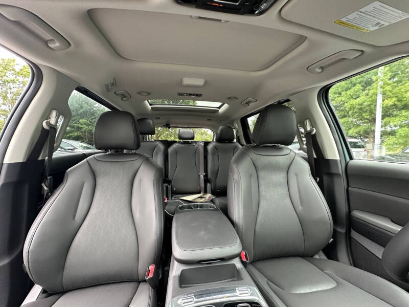 2026 Kia Carnival SX