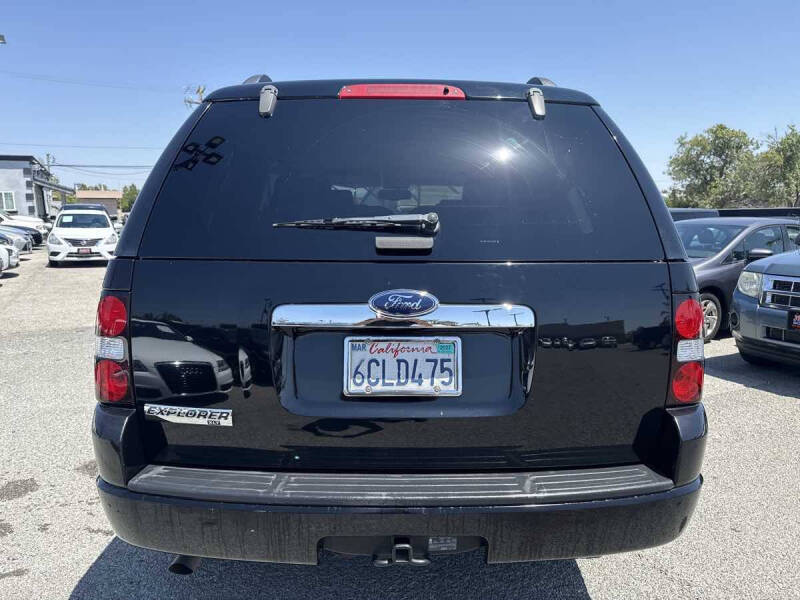 2008 Ford Explorer XLT