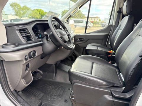 2025 Ford Transit 250