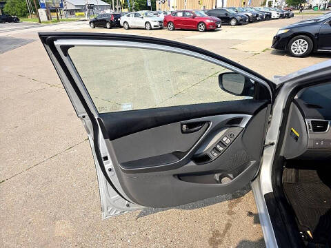 2016 Hyundai Elantra