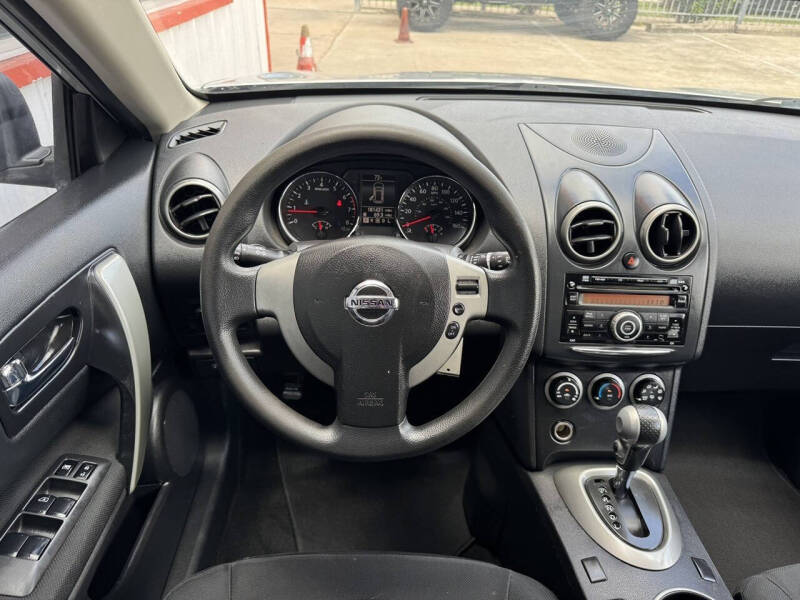 2012 Nissan Rogue S