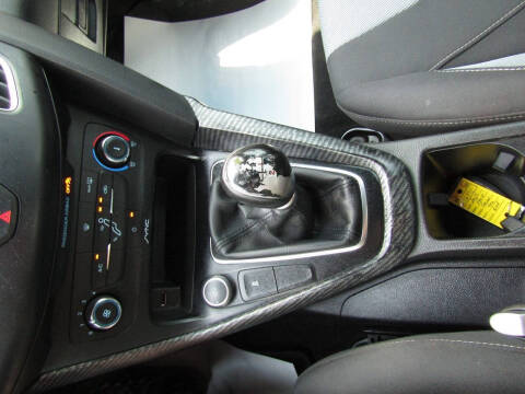 2017 Ford Focus ST