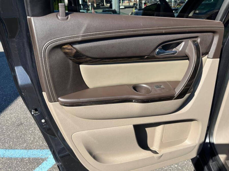 2015 GMC Acadia Denali