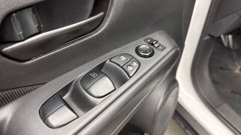 2022 Nissan Kicks S