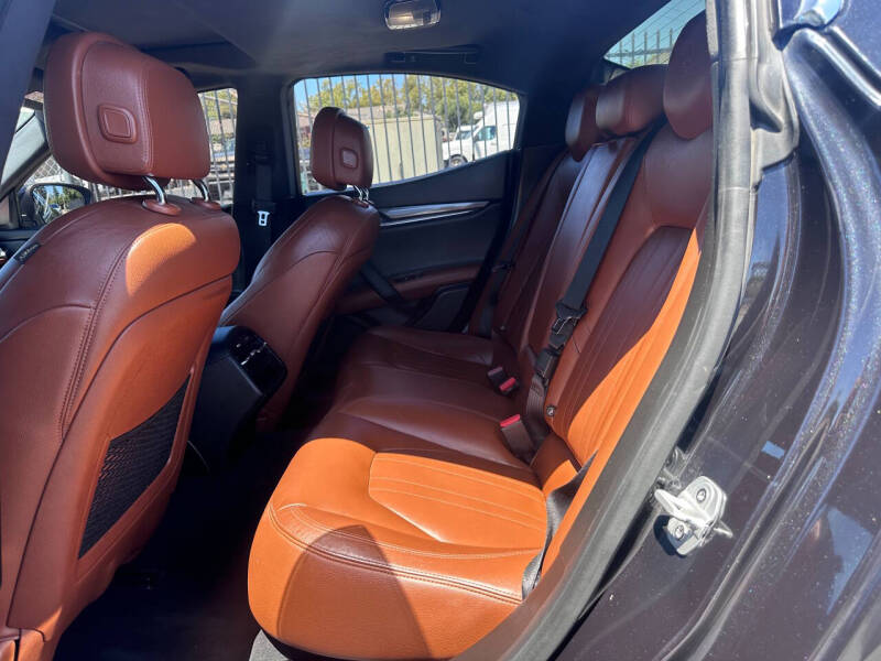 2017 Maserati Ghibli