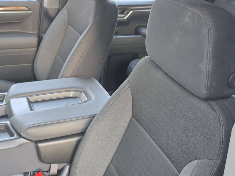 2026 GMC Sierra 1500 Elevation Standard