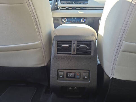 2025 Mitsubishi Outlander SEL Platinum Edition