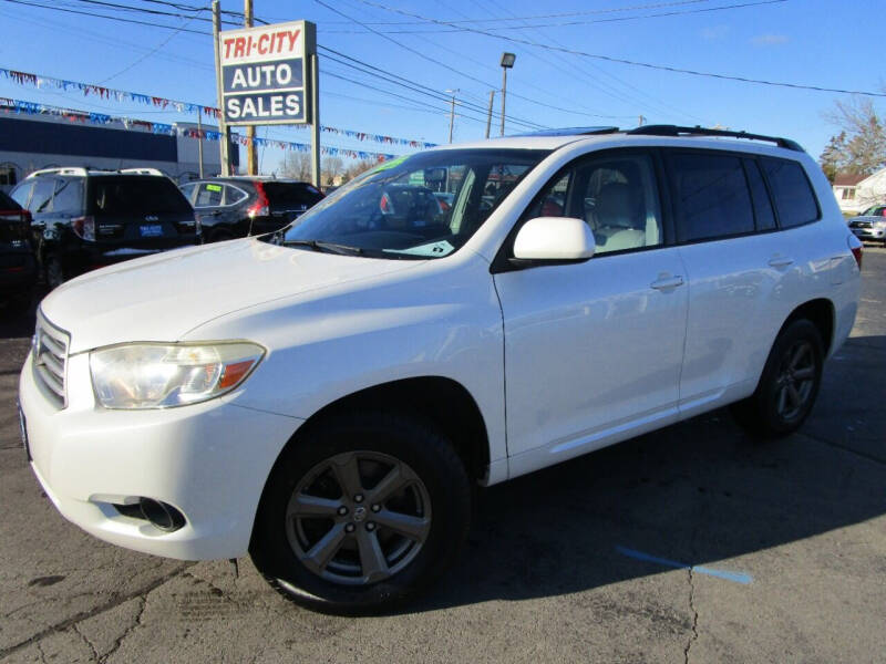 2009 Toyota Highlander for sale at TRI CITY AUTO SALES LLC in Menasha WI