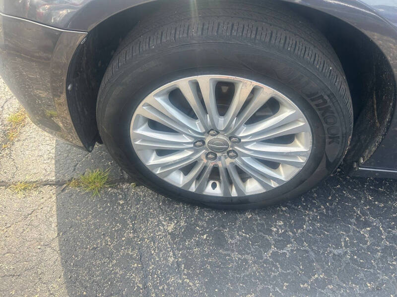 2014 Chrysler 300