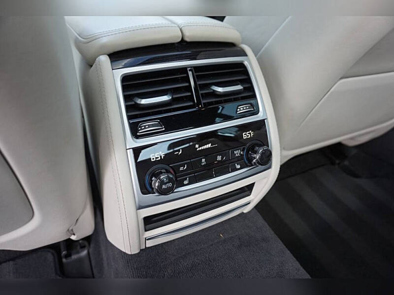 2019 BMW 7 Series 750i