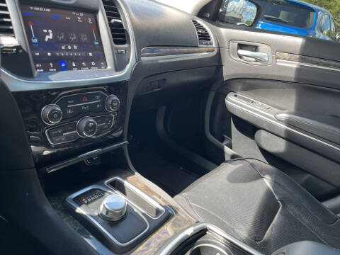 2018 Chrysler 300 Limited