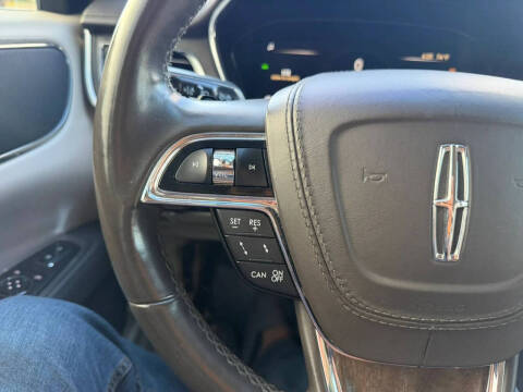 2019 Lincoln Continental Select
