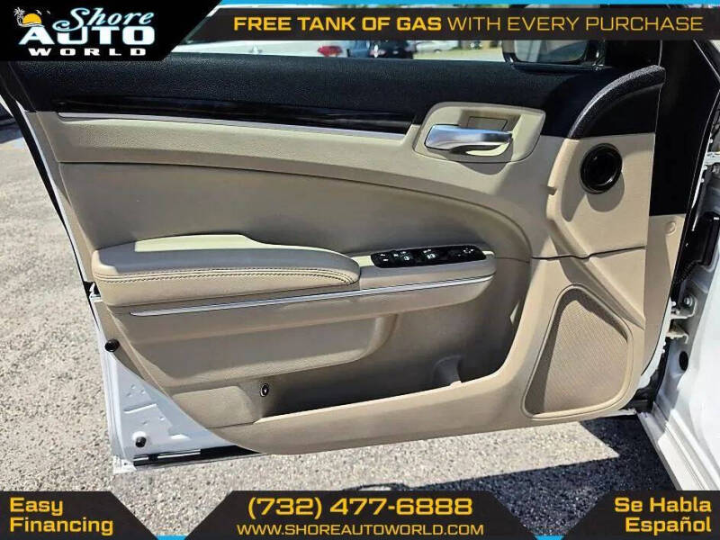 2013 Chrysler 300