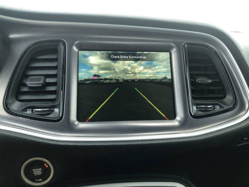 2021 Dodge Challenger SXT