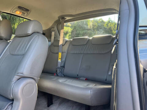 2009 Toyota Sienna LE 7-Passenger