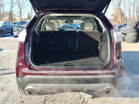 2020 Ford Edge Titanium