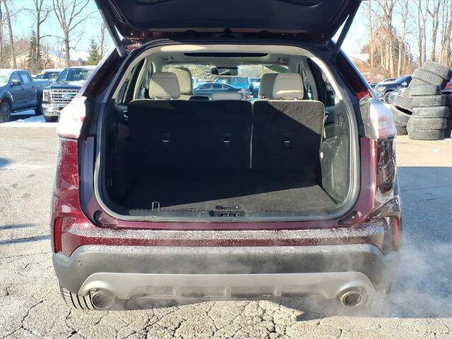 2020 Ford Edge Titanium