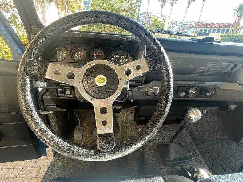 1988 Land Rover Defender