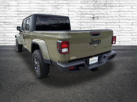 2025 Jeep Gladiator Sport S
