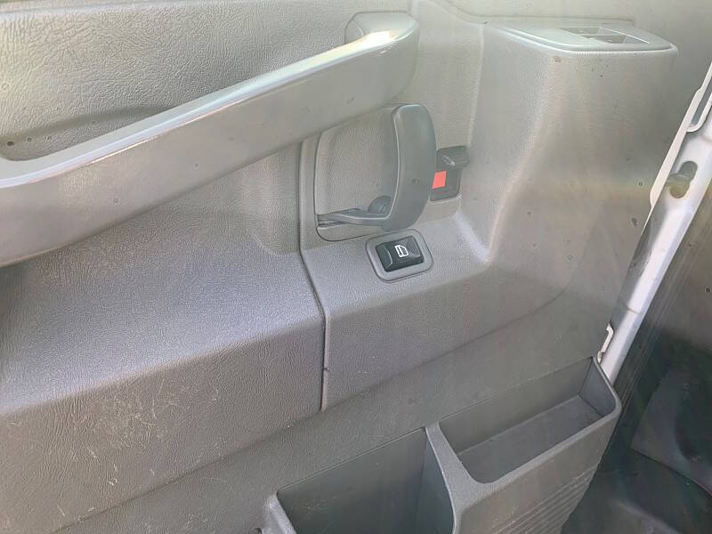 2017 GMC Savana 2500