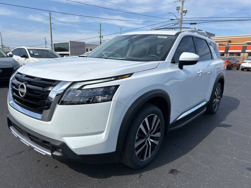 2025 Nissan Pathfinder Platinum