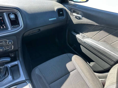 2020 Dodge Charger SXT