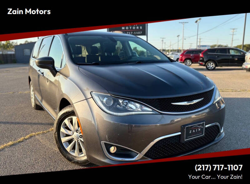 2017 Chrysler Pacifica Touring-L