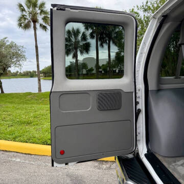 2011 Ford E-350