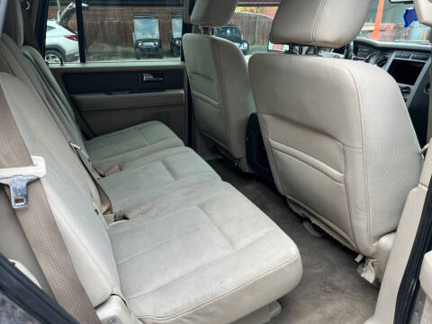 2011 Ford Expedition XLT