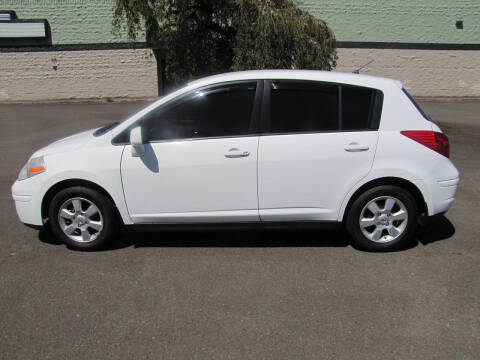 2009 Nissan Versa 1.8 SL