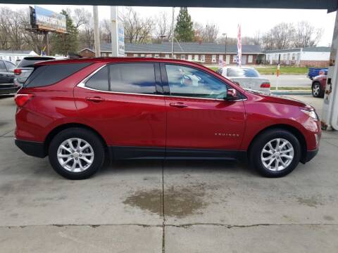 2018 Chevrolet Equinox for sale at SpringField Select Autos in Springfield IL