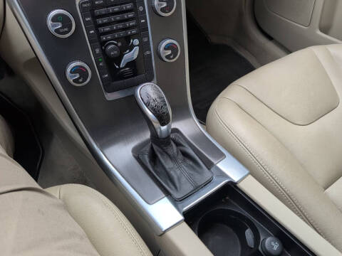 2015 Volvo XC60 T6
