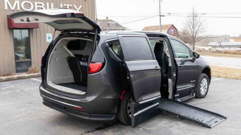 2019 Chrysler Pacifica Touring L