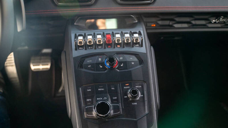 2016 Lamborghini Huracan LP 610-4