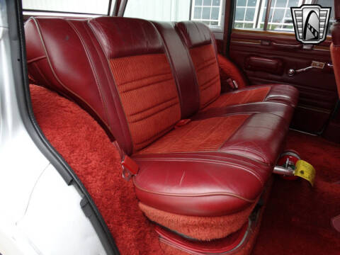 1986 Jeep Grand Wagoneer