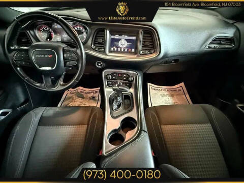 2020 Dodge Challenger SXT