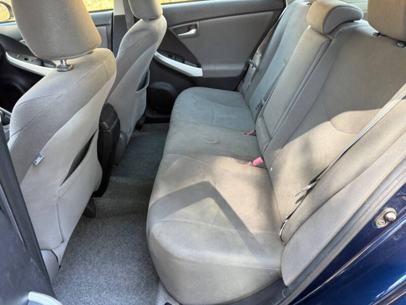 2012 Toyota Prius Two