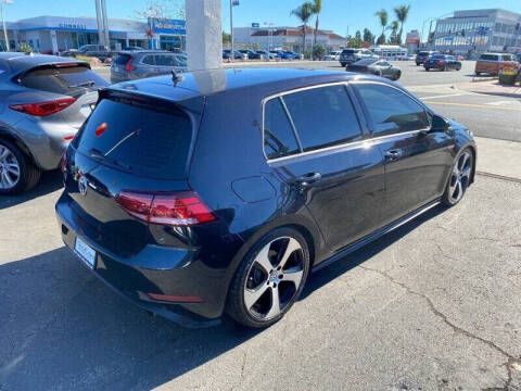 2018 Volkswagen Golf GTI S