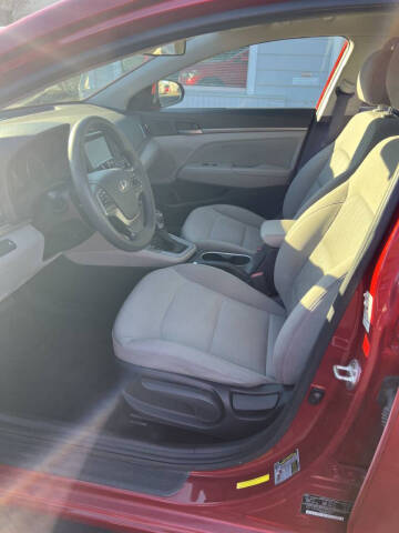 2018 Hyundai Elantra