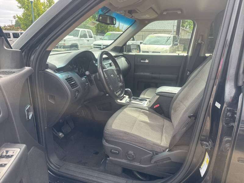 2010 Ford Flex SE