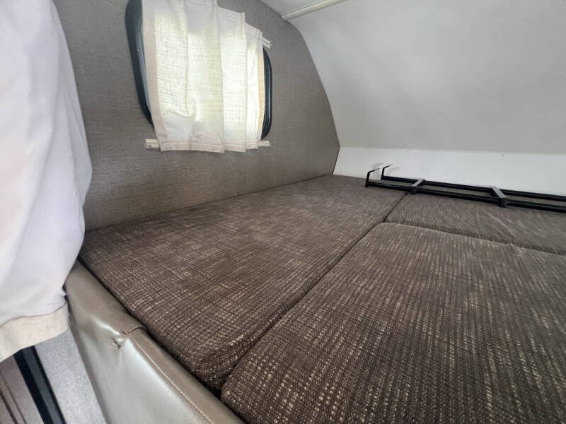 2019 Winnebago Outlook