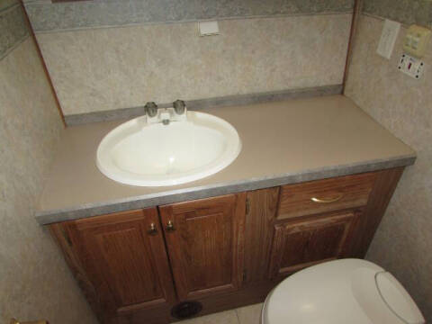 2005 Tiffin ALLEGRO 32