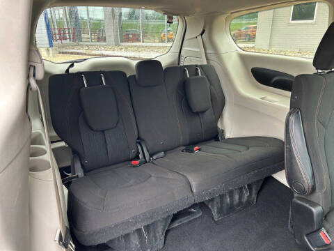 2017 Chrysler Pacifica Touring