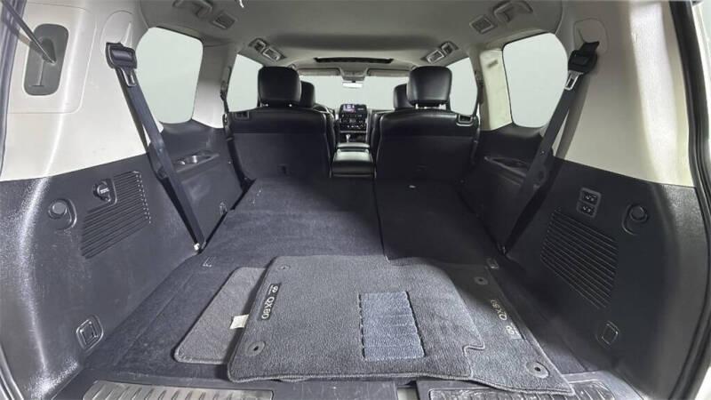 2024 Infiniti QX80 Luxe