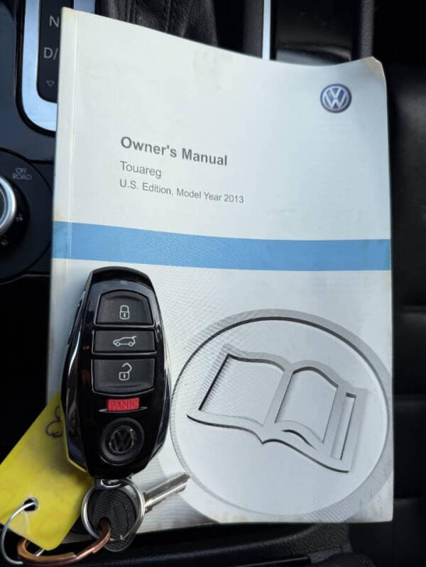 2013 Volkswagen Touareg TDI Sport