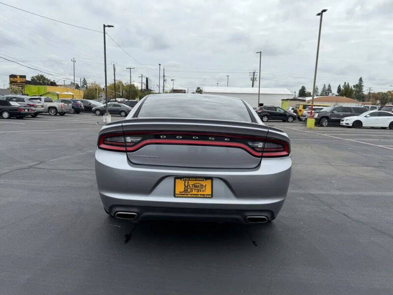 2015 Dodge Charger SE