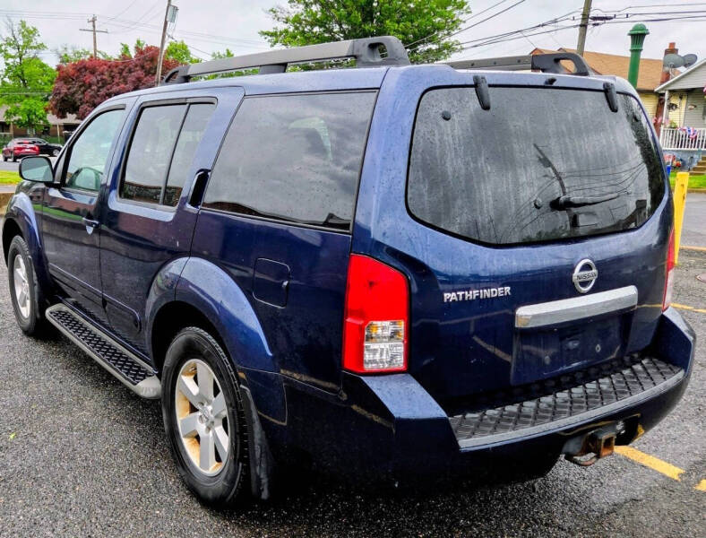 2012 Nissan Pathfinder SV