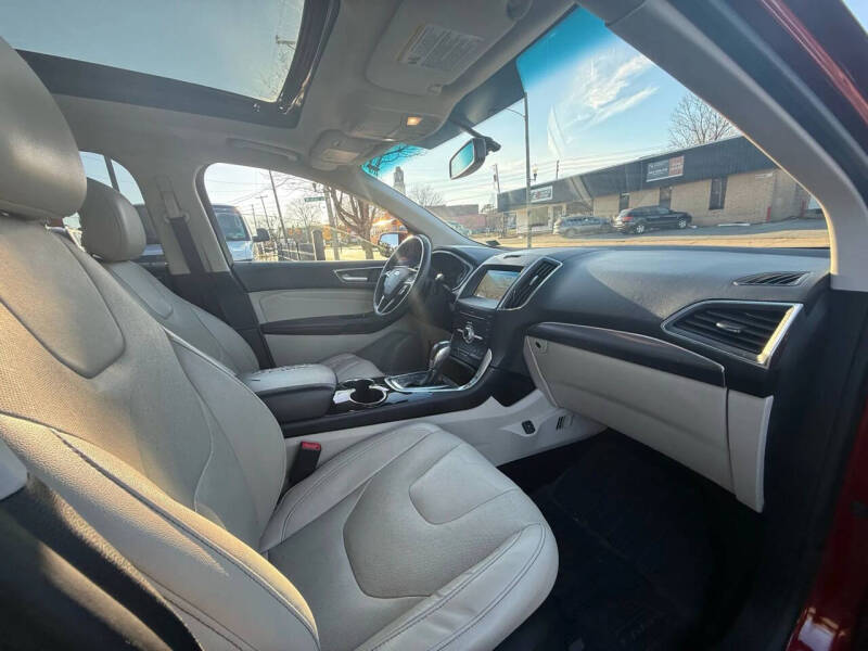 2017 Ford Edge Titanium