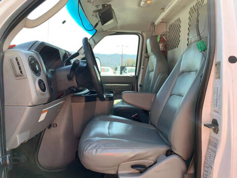 2019 Ford E-Series